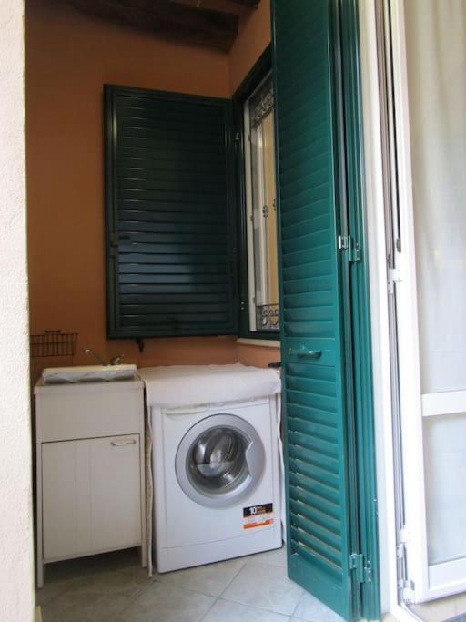 Appartement Il Piccolo Eden - Private Garden à Livourne Extérieur photo